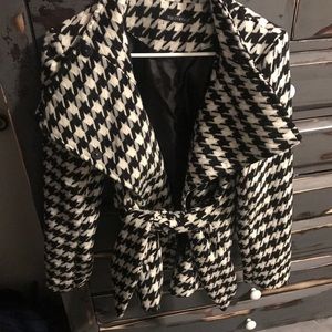 NWOT black & white jacket